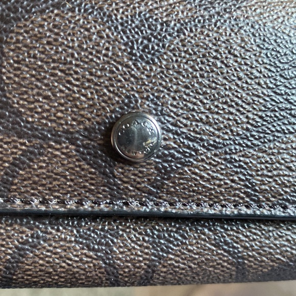 Coach Keyholder - Picture 2 of 13